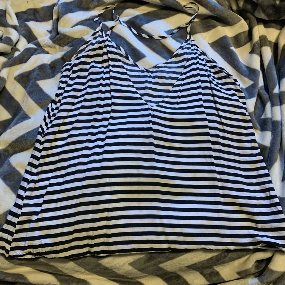 Black a d white tank
